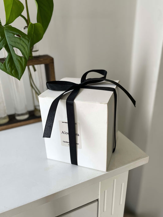 Candle gift box