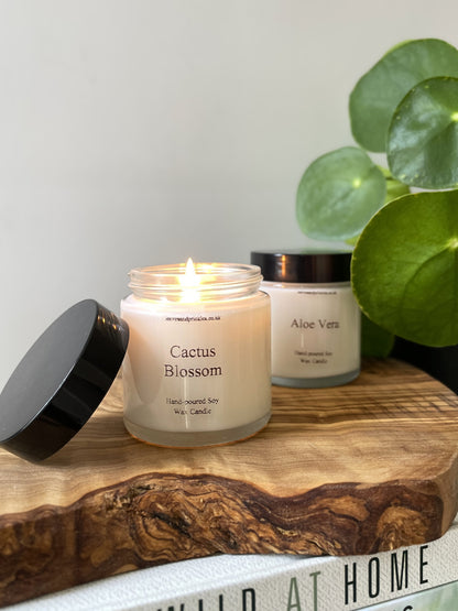 Scented candles in a glass jar with lids 